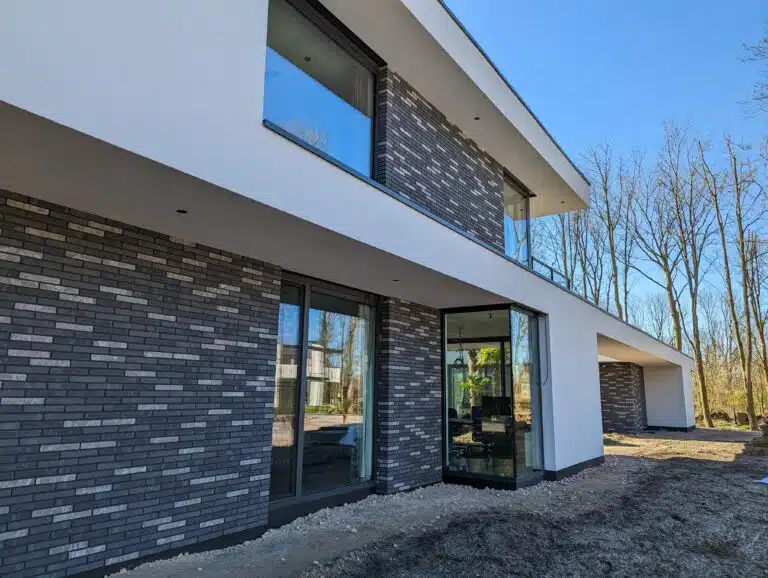 Latex spuitwerk 2026: alles wat je moet weten over prijs en techniek